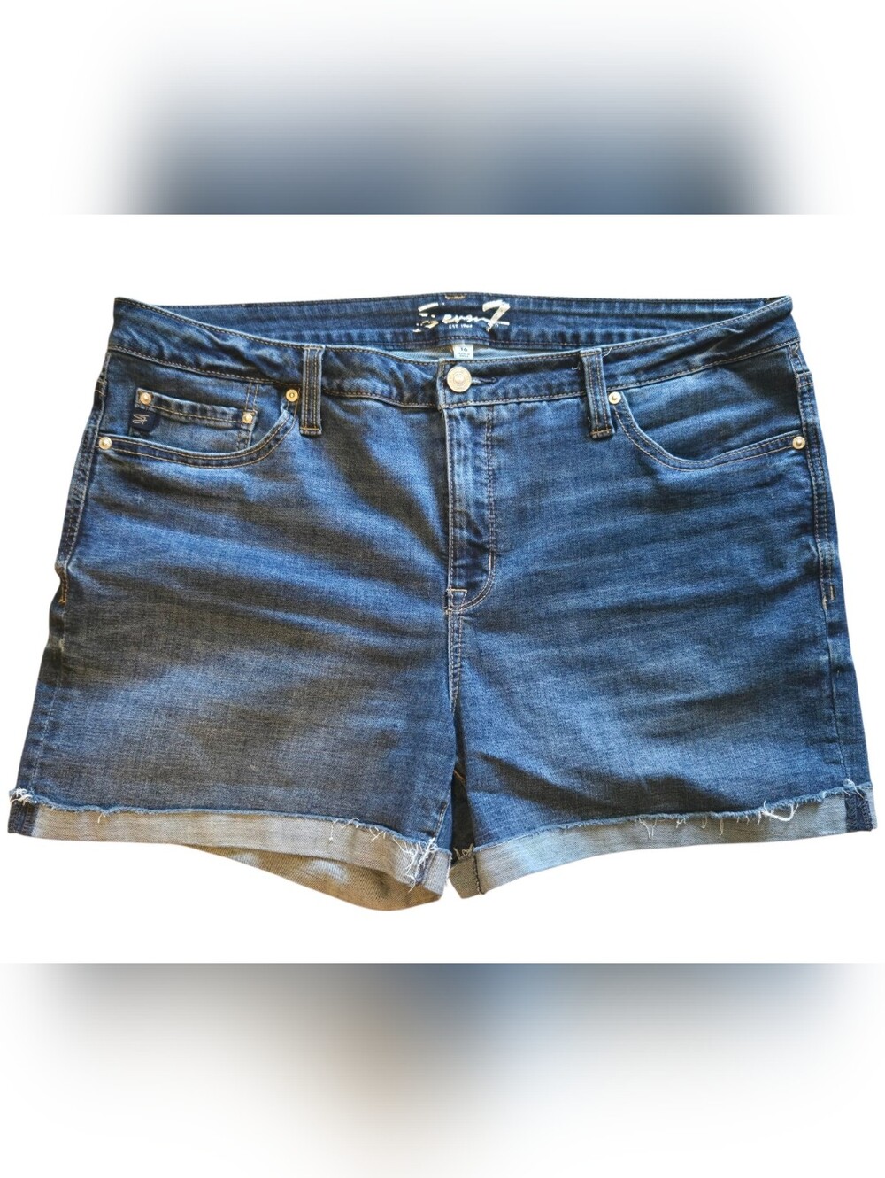 EUC Seven7 Women’s Denim Shorts Size 16 🌞 - Picture 2 of 4